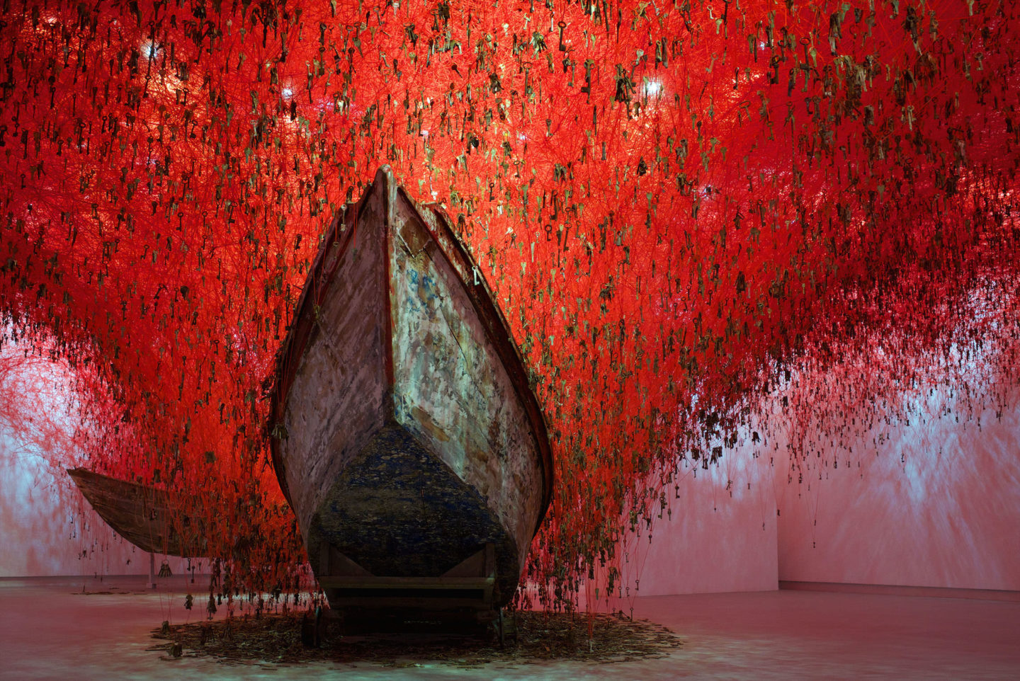 Chiharu Shiota — The Key in the Hand